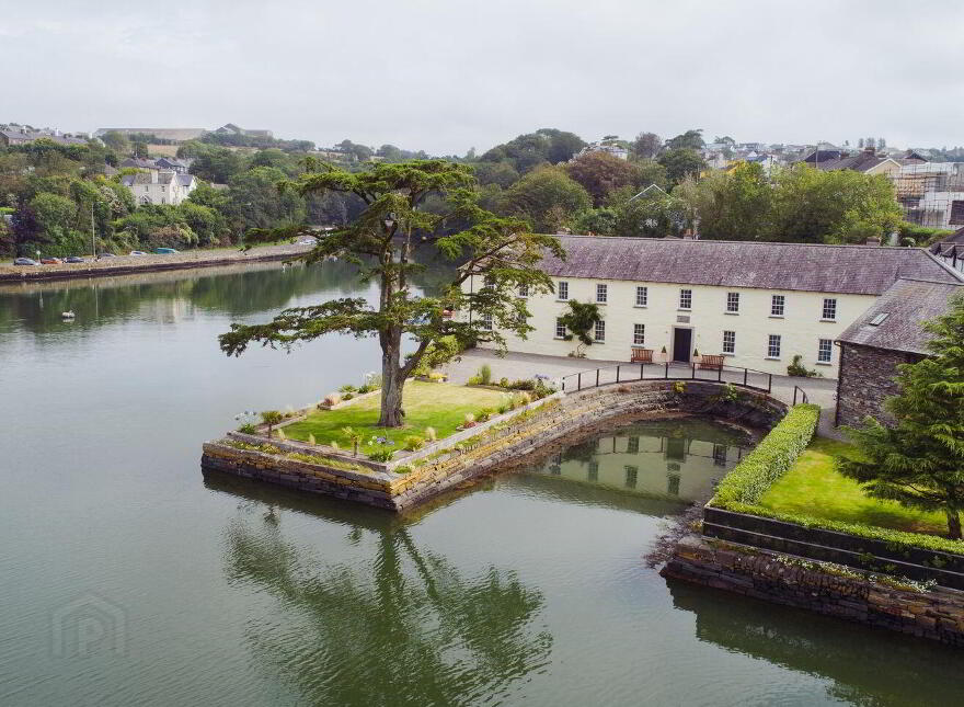 Scilly, Kinsale, P17H580