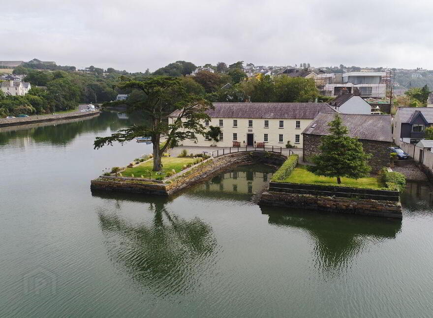 Scilly, Kinsale, P17H580