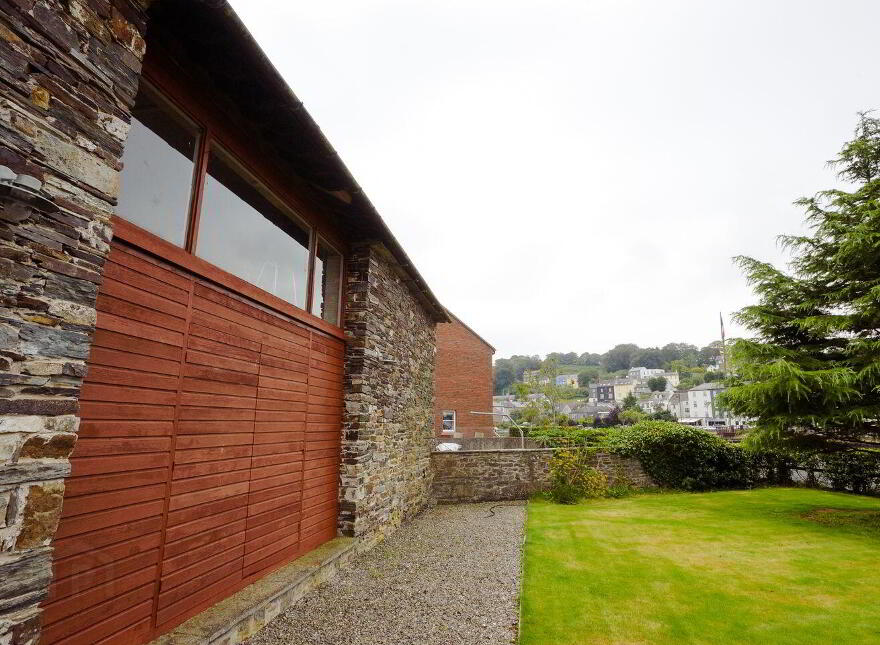 Scilly, Kinsale, P17H580