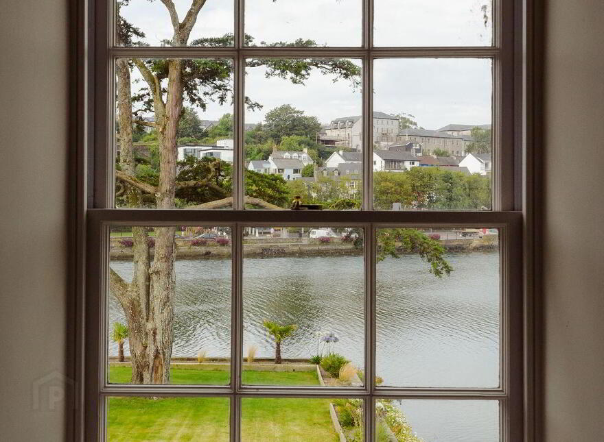 Scilly, Kinsale, P17H580
