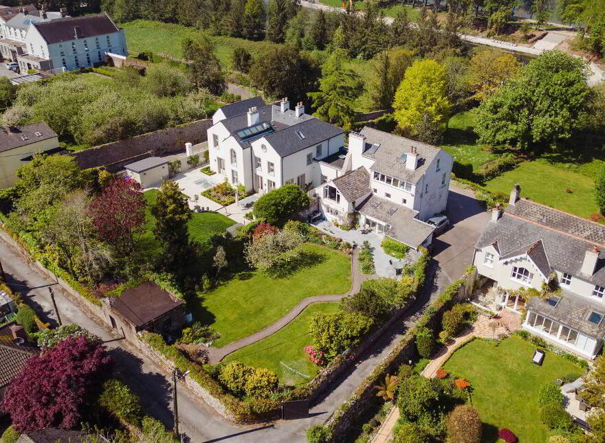 Woodview, Barrington's Avenue, Blackrock, T12E6K4