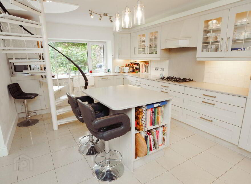 Woodview, Barrington's Avenue, Blackrock, T12E6K4