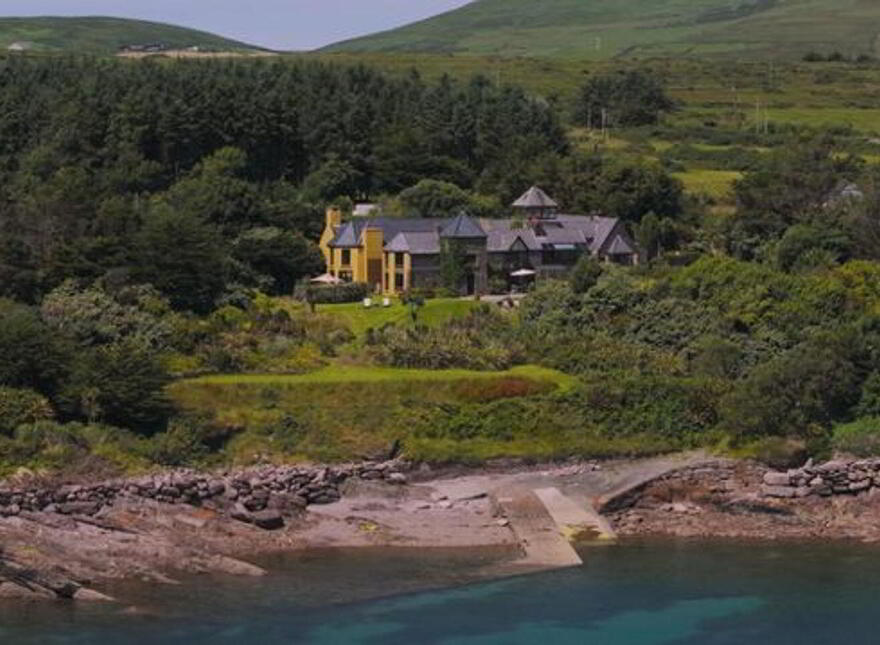 Boolakeel House, Ballinskelligs, V23X735