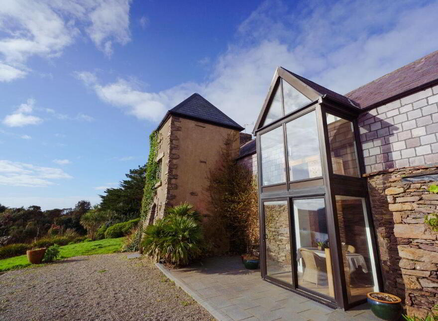 Boolakeel House, Ballinskelligs, V23X735