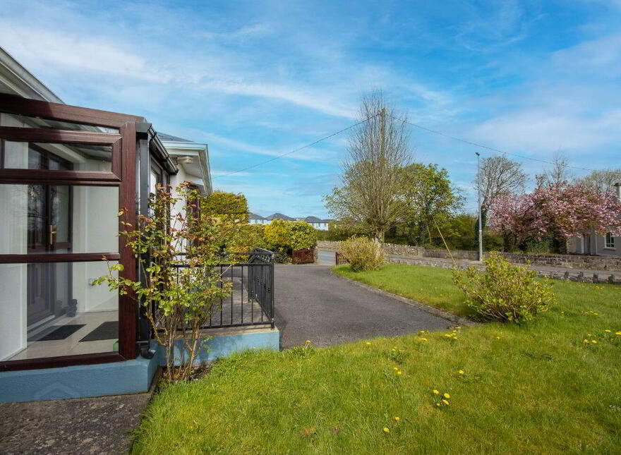 Mayfield, Claremorris, F12RT68