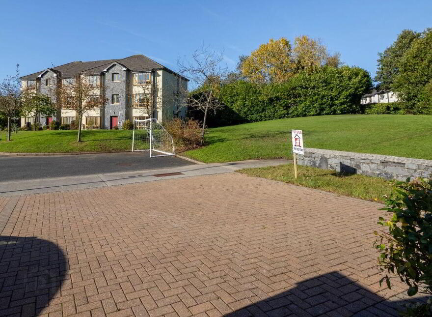 32 Dunbeag, Newport Road, Castlebar, F23WA21