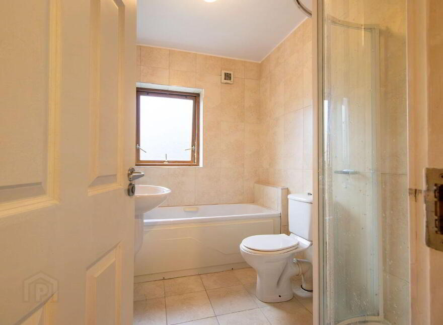 32 Dunbeag, Newport Road, Castlebar, F23WA21