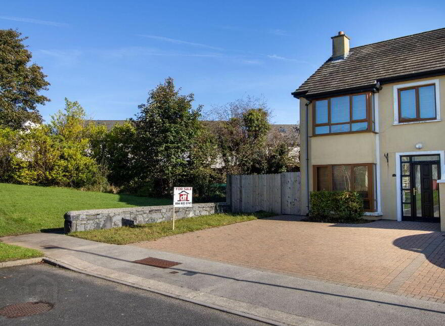 32 Dunbeag, Newport Road, Castlebar, F23WA21