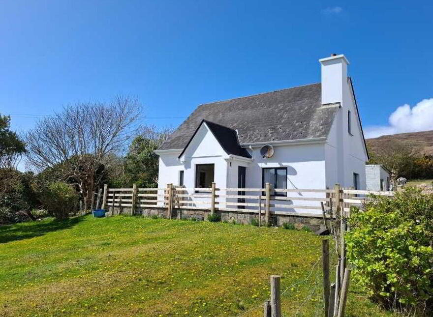 Woodview, Bleanaskill, Achill, F28TY20