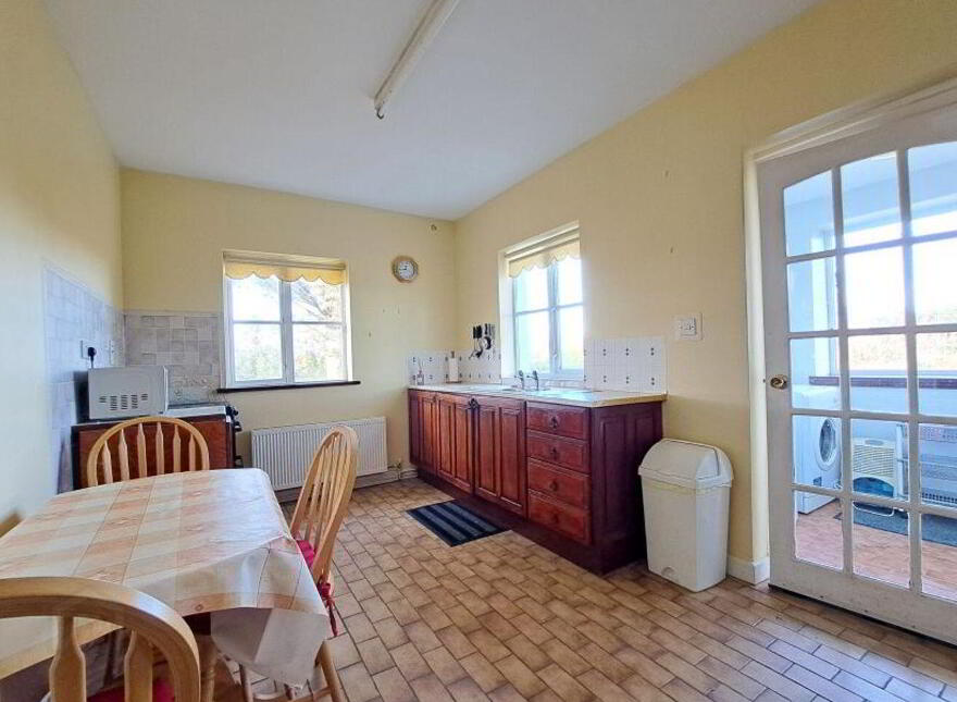 Callan House, Dooniver, Achill, F28C583
