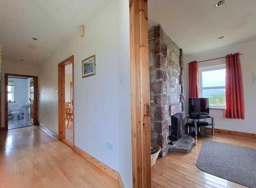 13 Trawmore Cottages, Achill, Achill, F28DA33