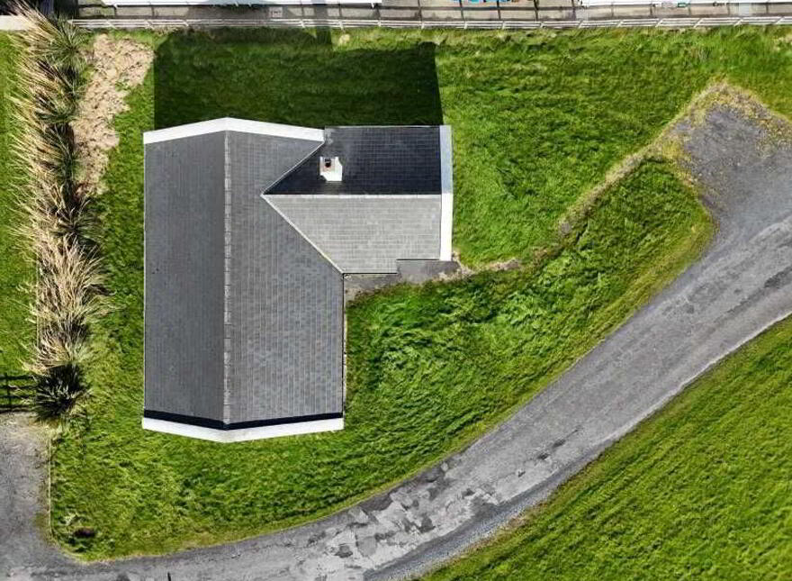 2 Trawmore Cottages, Achill, Achill, F28PR96