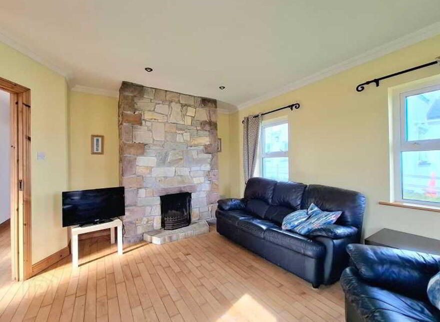 2 Trawmore Cottages, Achill, Achill, F28PR96