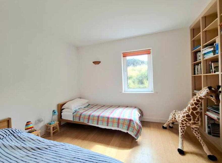 The Colony, Dugort, Achill, F28K735