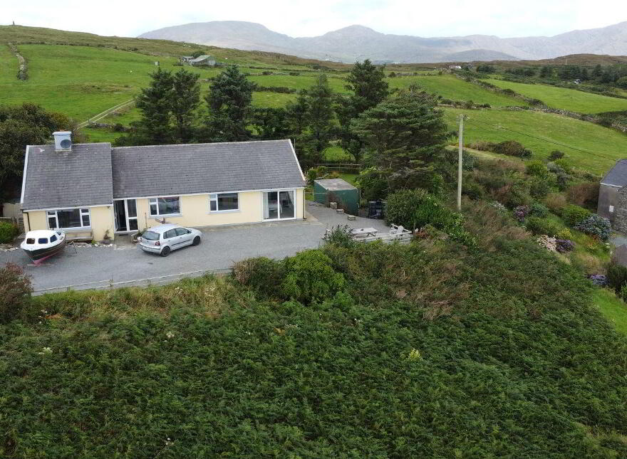 Greenane, Bere Island, Beara, P75P448