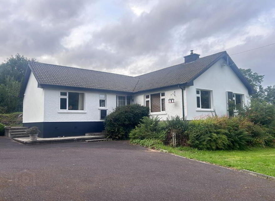 Reenavaude, Beara, Beara, P75VY40