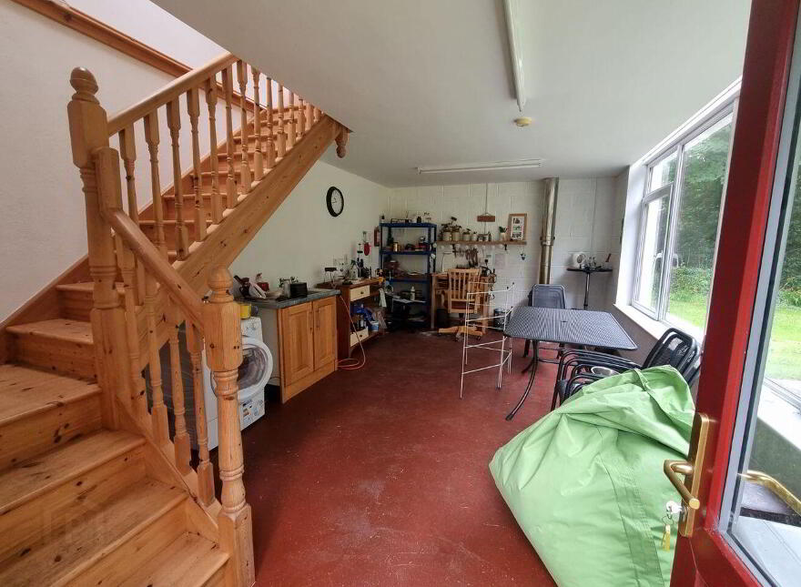 Reenavaude, Beara, Beara, P75VY40