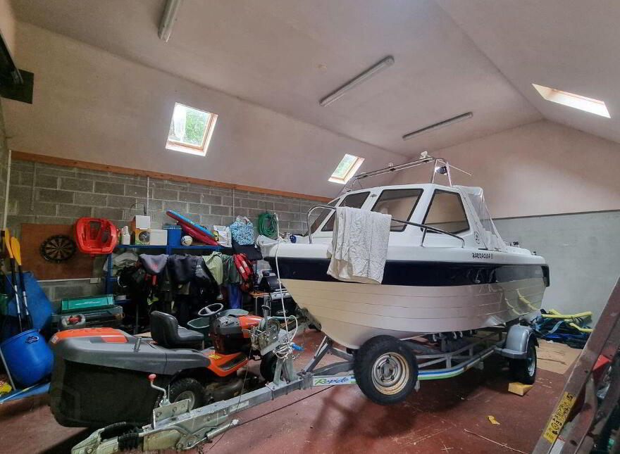 Reenavaude, Beara, Beara, P75VY40
