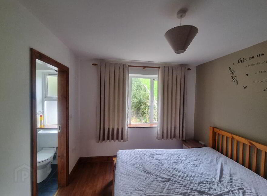 Apartment 2 West End, Castletownbere, P75HT38