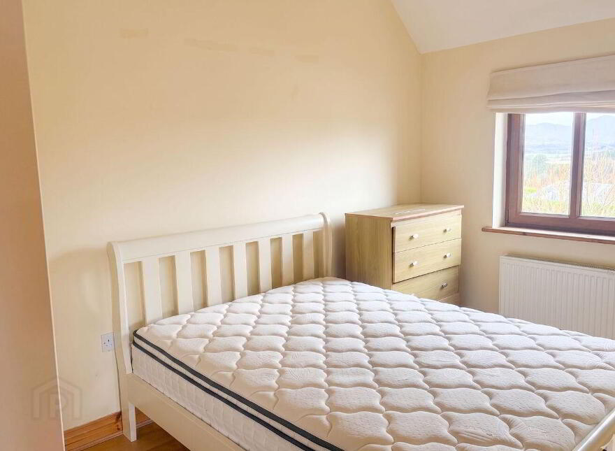 1 Eyeries Village, Beara, P75CK82