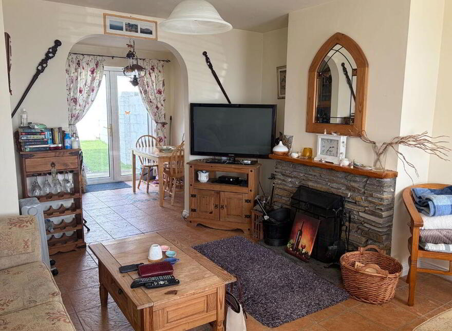 Kilkinnihan West, Cahermore, Beara, P75K036