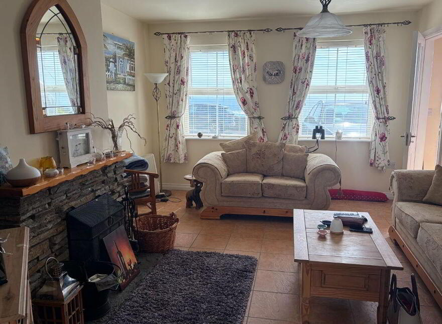 Kilkinnihan West, Cahermore, Beara, P75K036