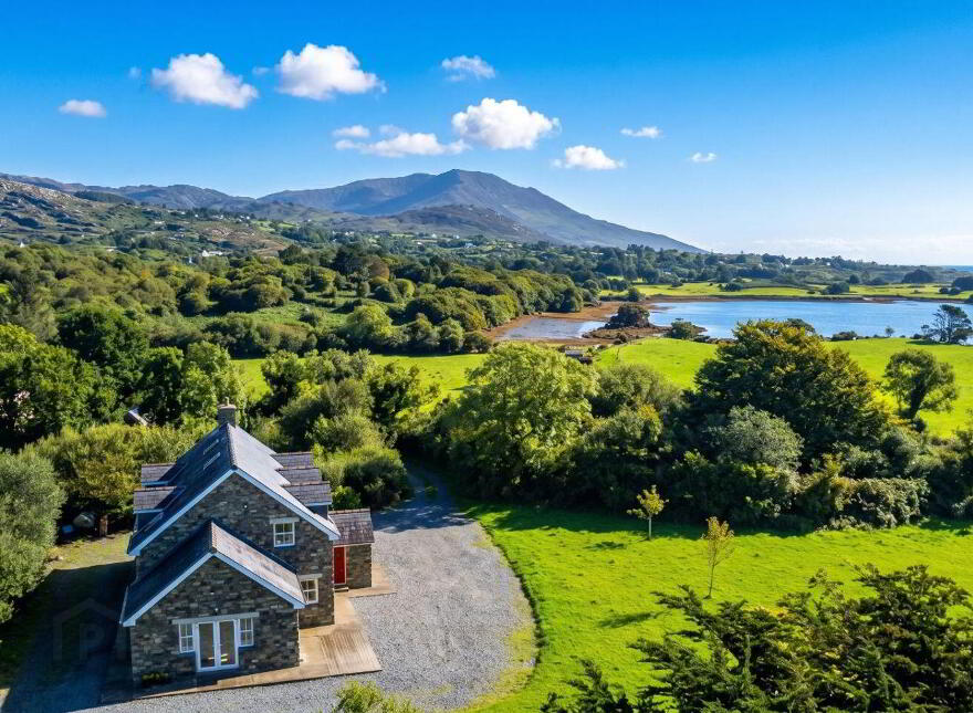 Rodeen, Beara, Beara, P75N262 photo