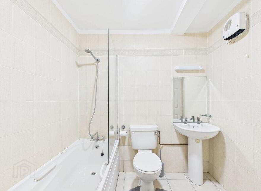 Apartment 2 Old Rockshire House, Rockshire Road, Kilkenny, X91R260