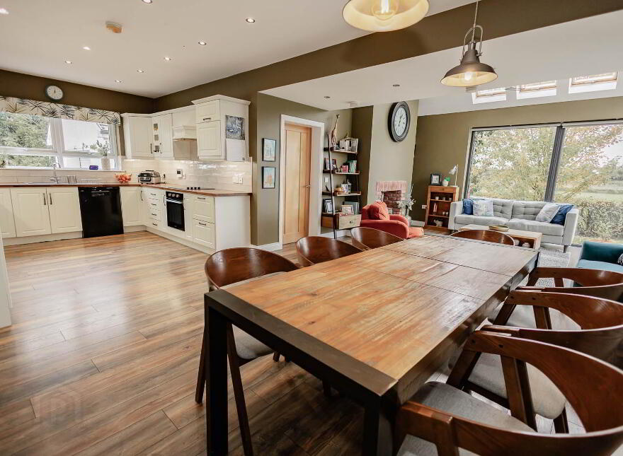64 Inishmore Road, Lisbellaw, Enniskillen, BT94 5NH