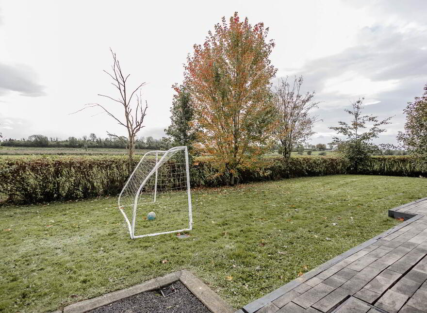 64 Inishmore Road, Lisbellaw, Enniskillen, BT94 5NH