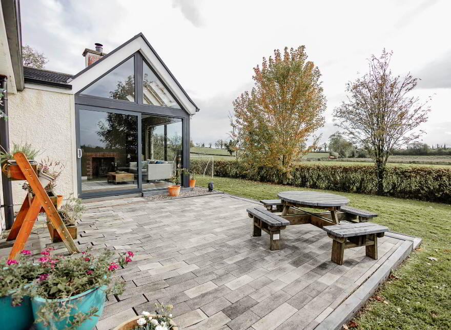 64 Inishmore Road, Lisbellaw, Enniskillen, BT94 5NH