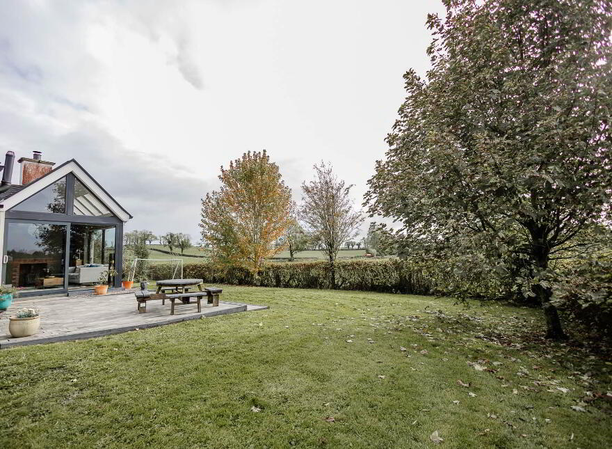 64 Inishmore Road, Lisbellaw, Enniskillen, BT94 5NH