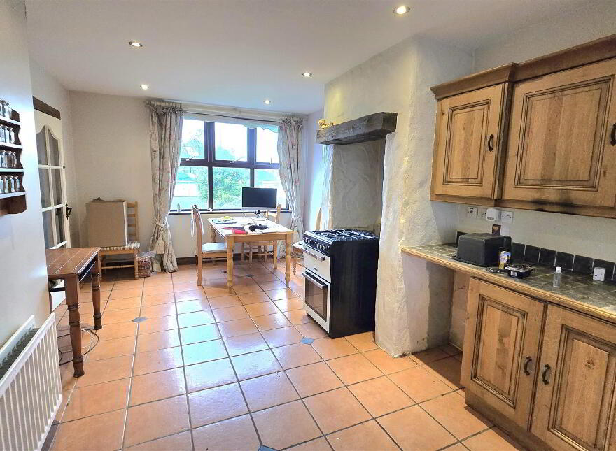 17 Chesney Crescent, Portglenone, Ballymena, BT44 8AX