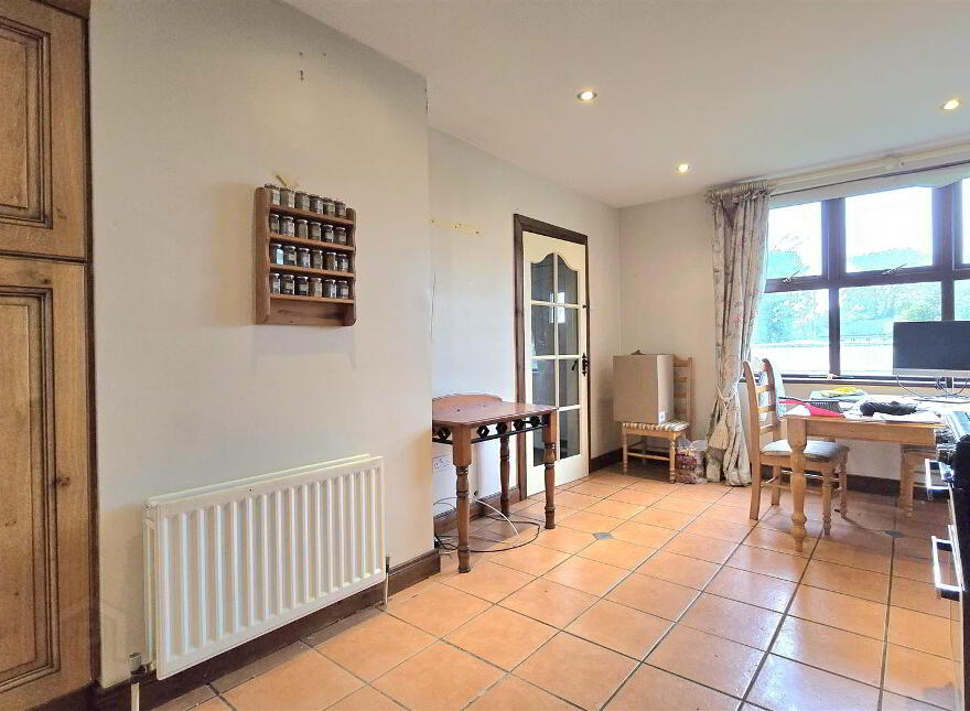 17 Chesney Crescent, Portglenone, Ballymena, BT44 8AX