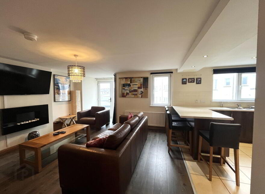 14 Peninsula Apartments, Portrush, BT56 8AB