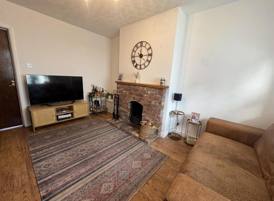70 Riverside, Antrim, BT41 4BL