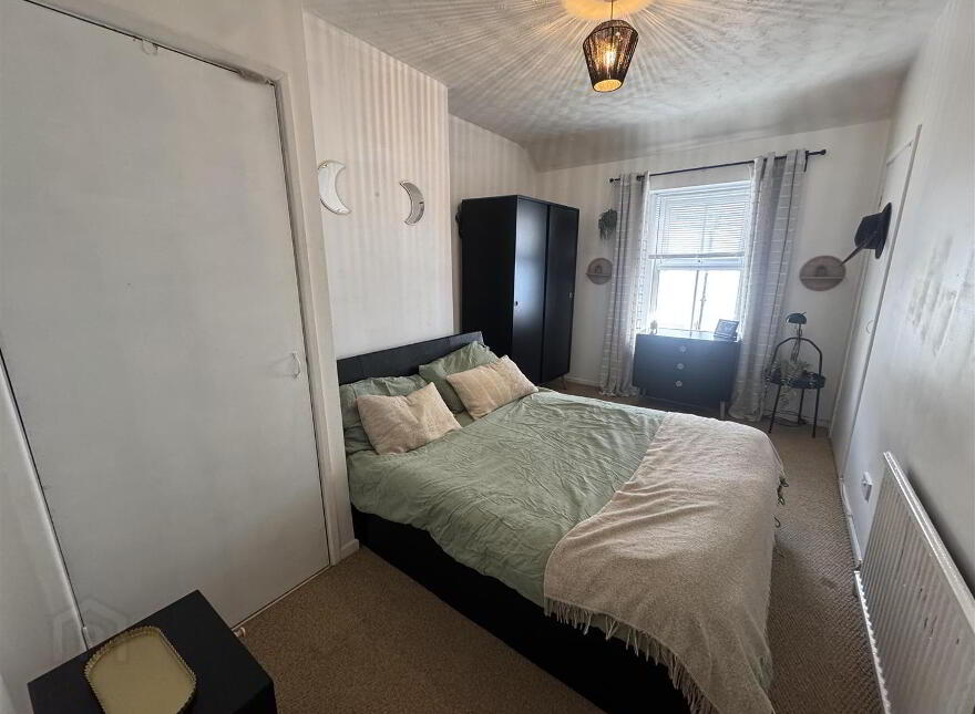 70 Riverside, Antrim, BT41 4BL