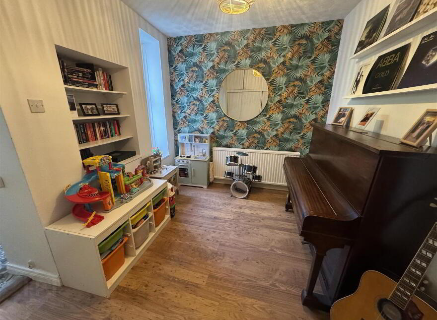 70 Riverside, Antrim, BT41 4BL