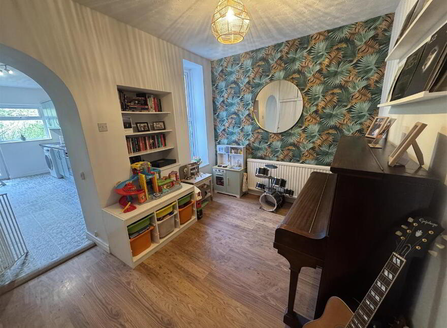 70 Riverside, Antrim, BT41 4BL