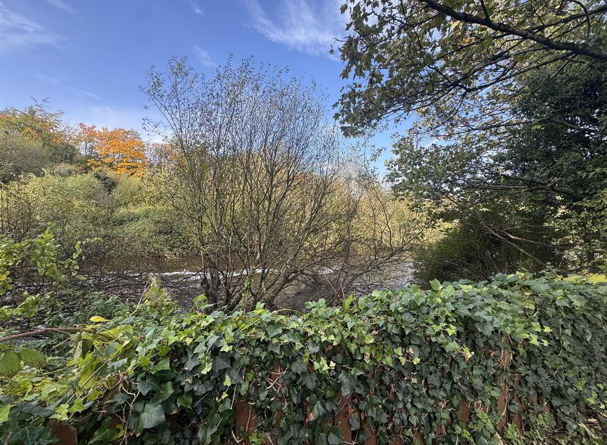 70 Riverside, Antrim, BT41 4BL