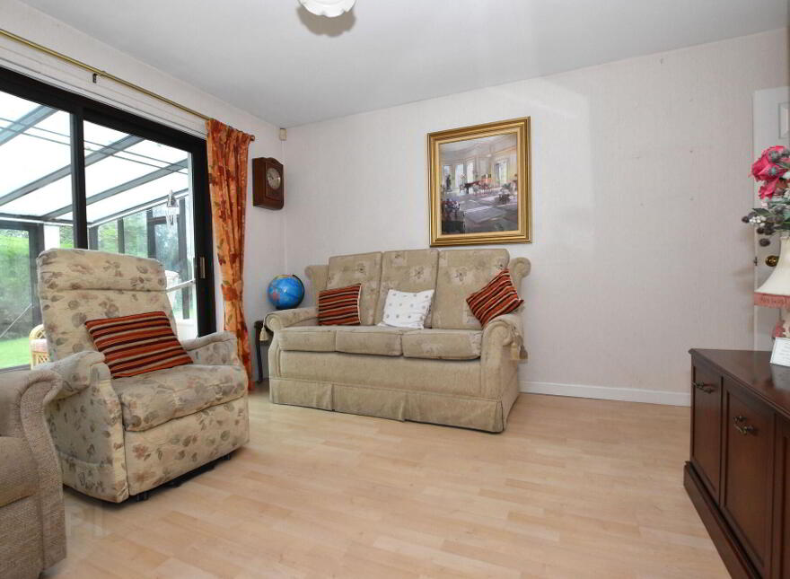 17 Oldfort Gardens, Moira, BT67 0QB