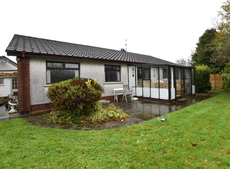 17 Oldfort Gardens, Moira, BT67 0QB