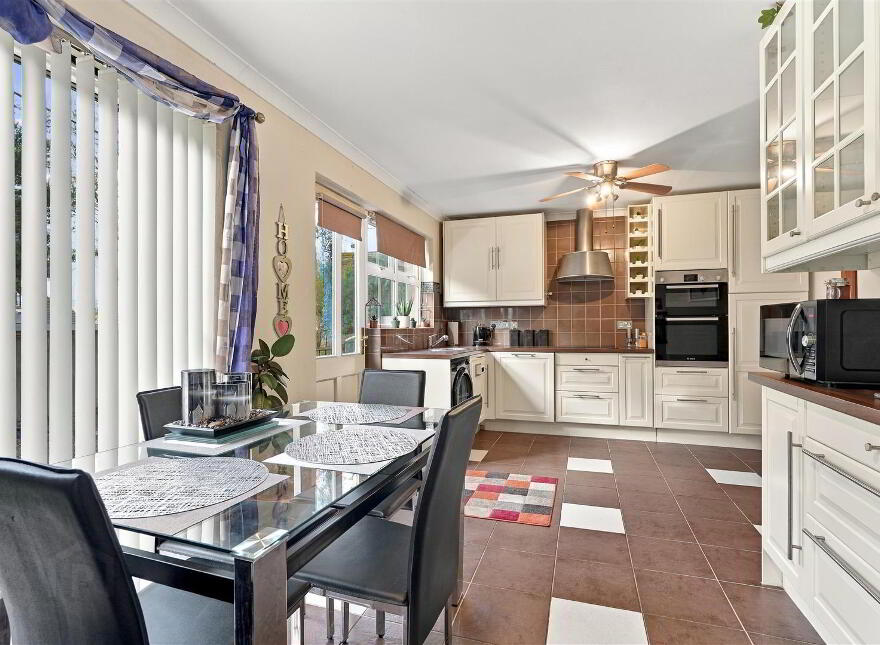 87 Henryville Manor, Ballyclare, BT39 9FP