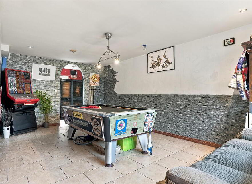 87 Henryville Manor, Ballyclare, BT39 9FP