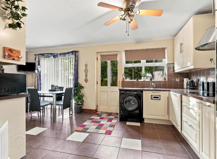 87 Henryville Manor, Ballyclare, BT39 9FP