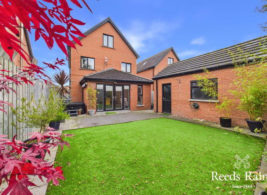 18 Highgrove Green, Carrickfergus, BT38 9UB