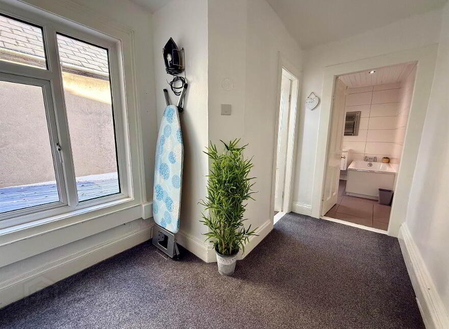 1 Castleview Terrace, Ballyhackamore, Belfast, BT4 3FD