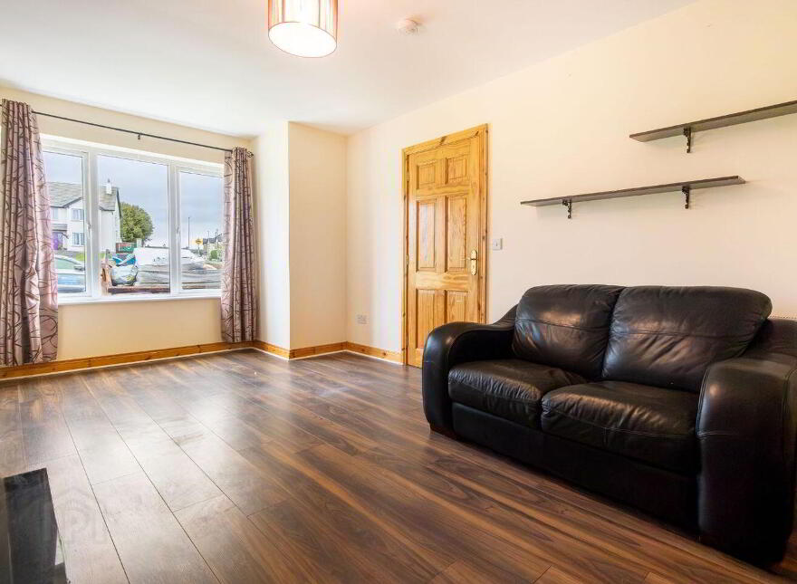 24 Rathcluain Village, Kiltimagh, F12F856