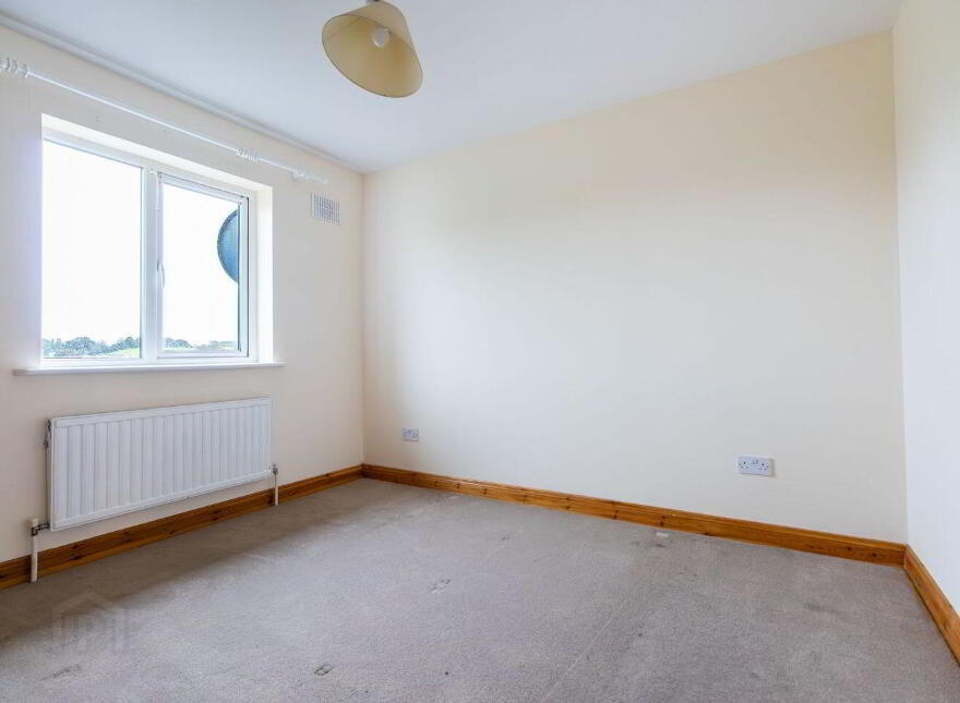 24 Rathcluain Village, Kiltimagh, F12F856