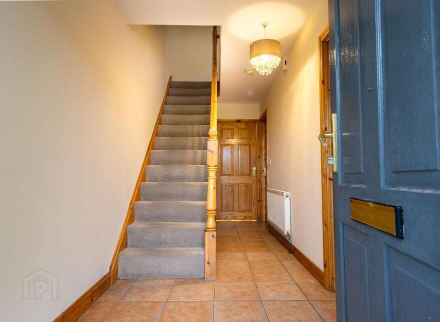 24 Rathcluain Village, Kiltimagh, F12F856